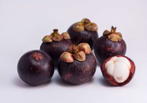 Manggis (Garcinia mangostana L.)