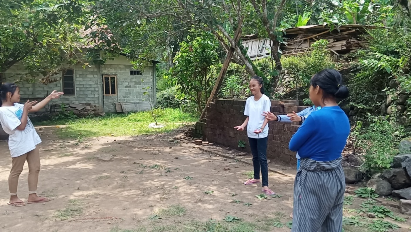 Permainan tradisional Desa Bigaran -patung patungan 1
