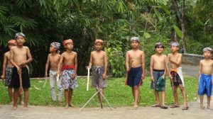 Permainan tradisional Desa Bigaran -singkong sawi 1