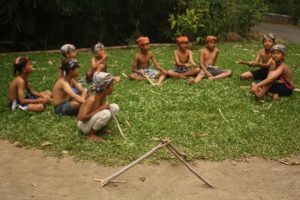 Permainan tradisional Desa Bigaran -singkong sawi 3