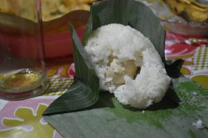Sajen Desa Borobudur - Sego Golong Tutut2