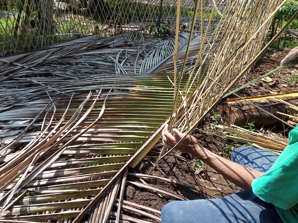 Tlisik dari bambu apus di Desa Bigaran Borobudur #2
