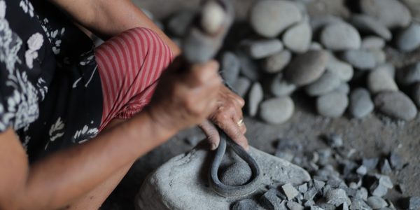 Penghidupan-Titik-Watu-desa-Wringinputih-02