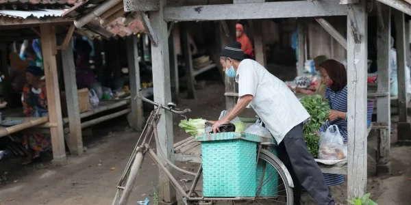 Ruang-Publik-Pasar-Tradisional-Gayu-Desa-Wringinputih_04